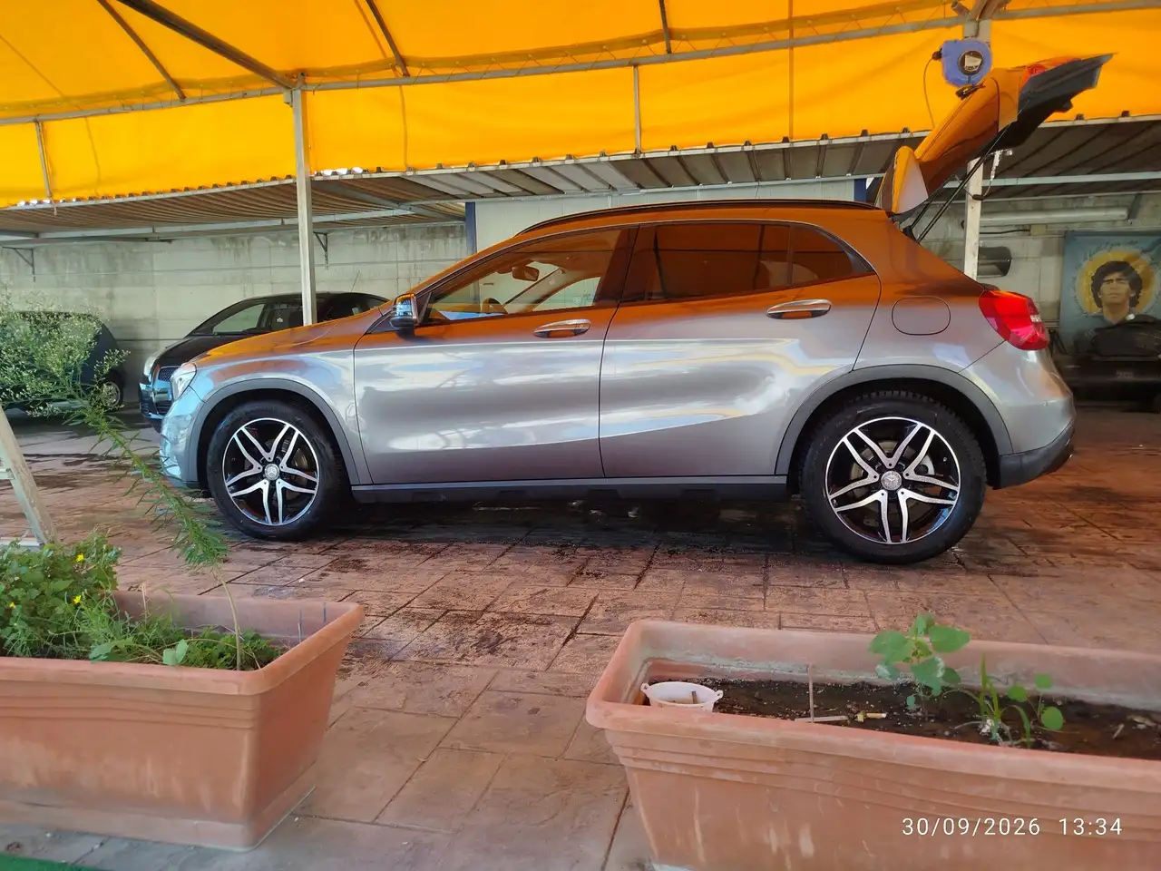 Mercedes-Benz GLA 180