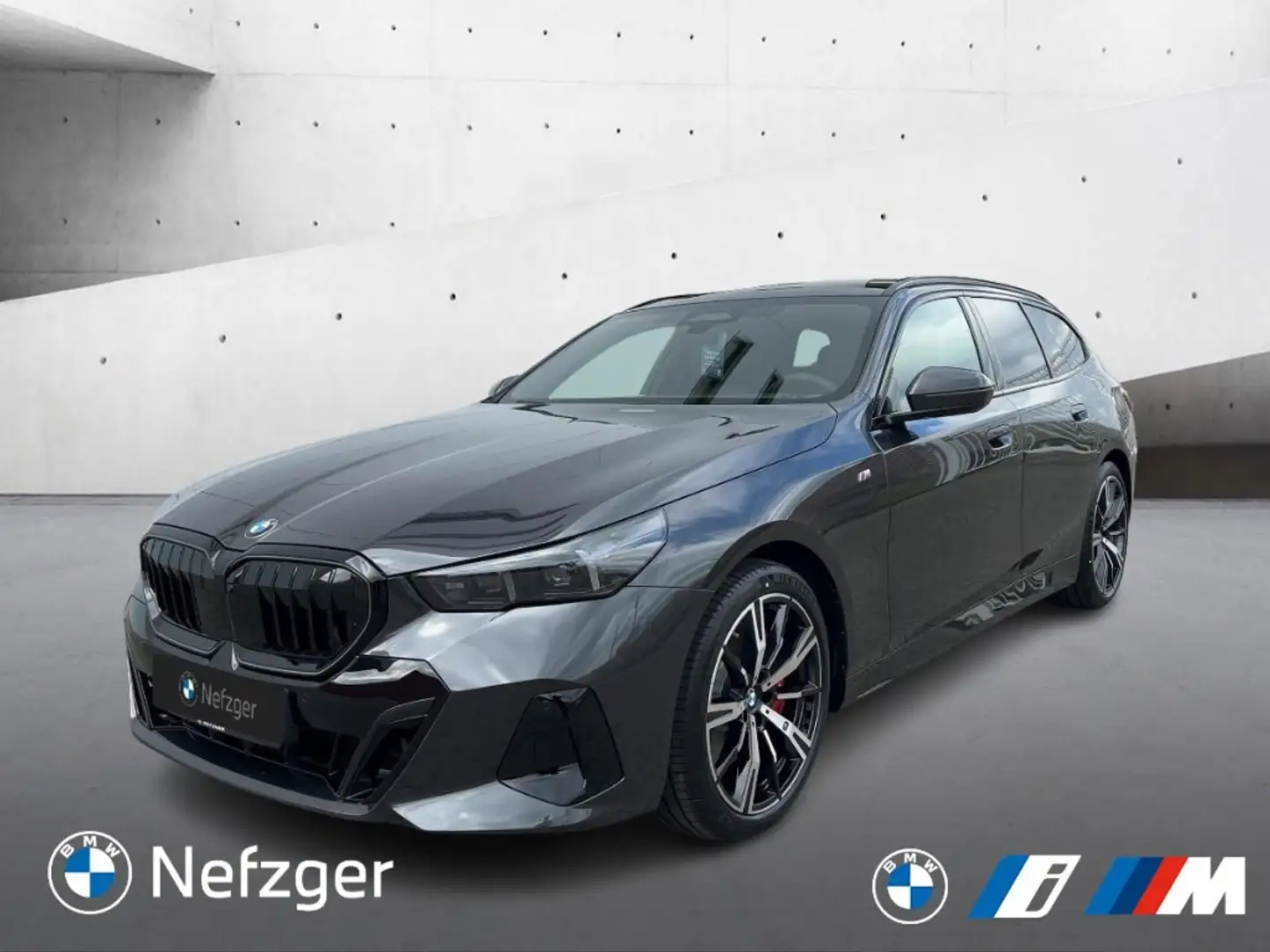 BMW 540 d xDrive Touring M Sport Leder Park-Assist Pano HU Grau - 1