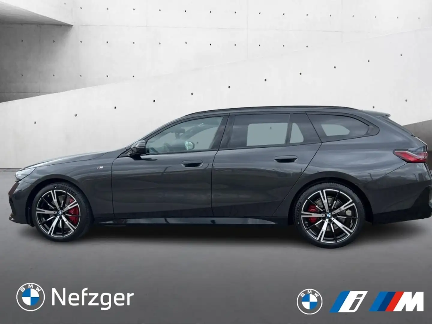 BMW 540 d xDrive Touring M Sport Leder Park-Assist Pano HU Grau - 2
