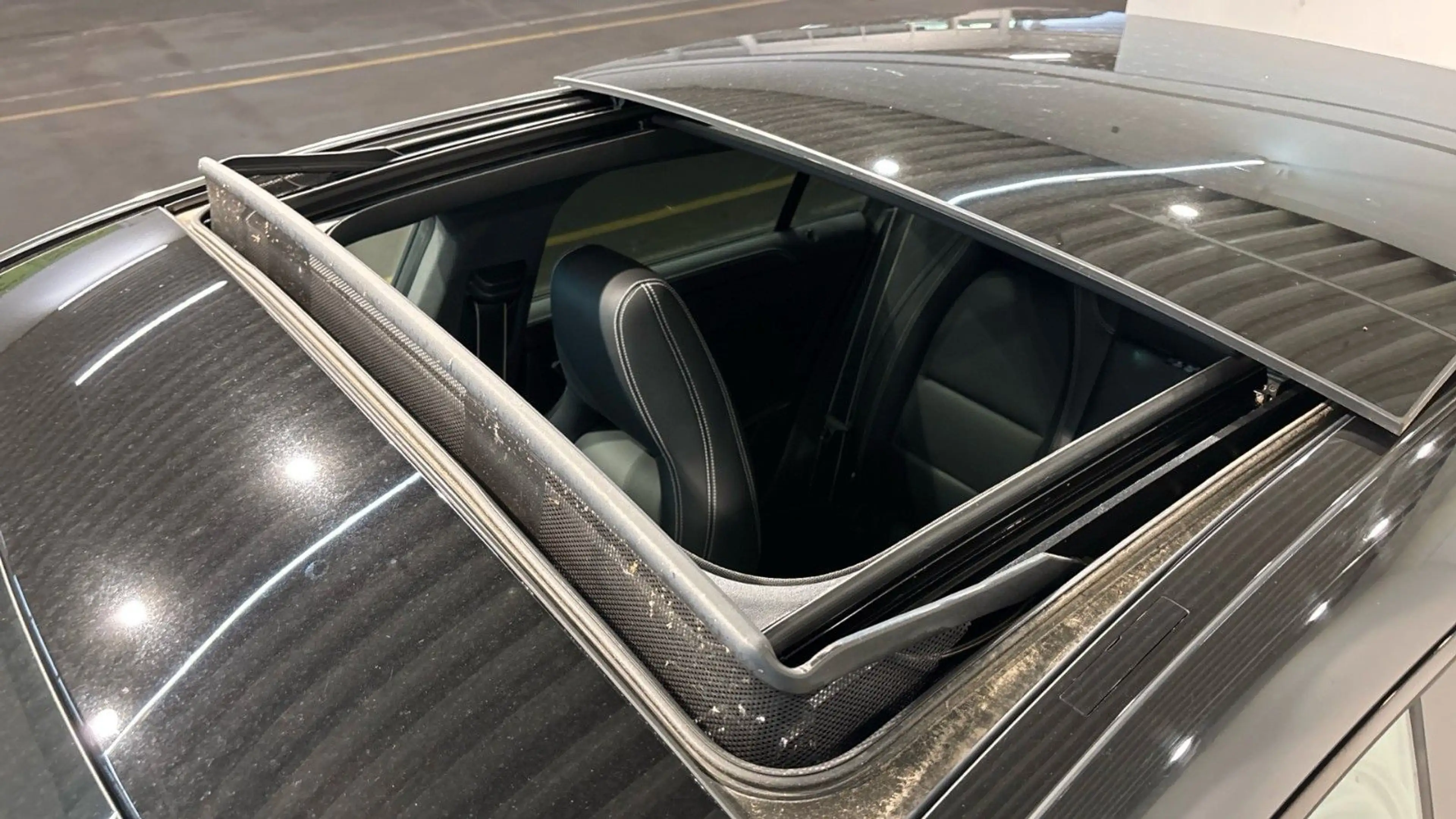 Mercedes-Benz CLA 200 d Shooting Brake/AMG/LED/Panorama/Kamera — photo 15