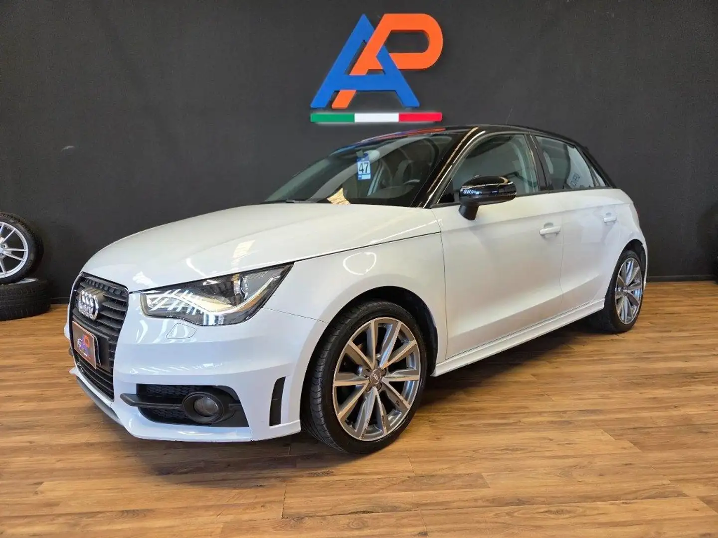 Audi A1 1.6 TDI S line edition plus Bianco - 1