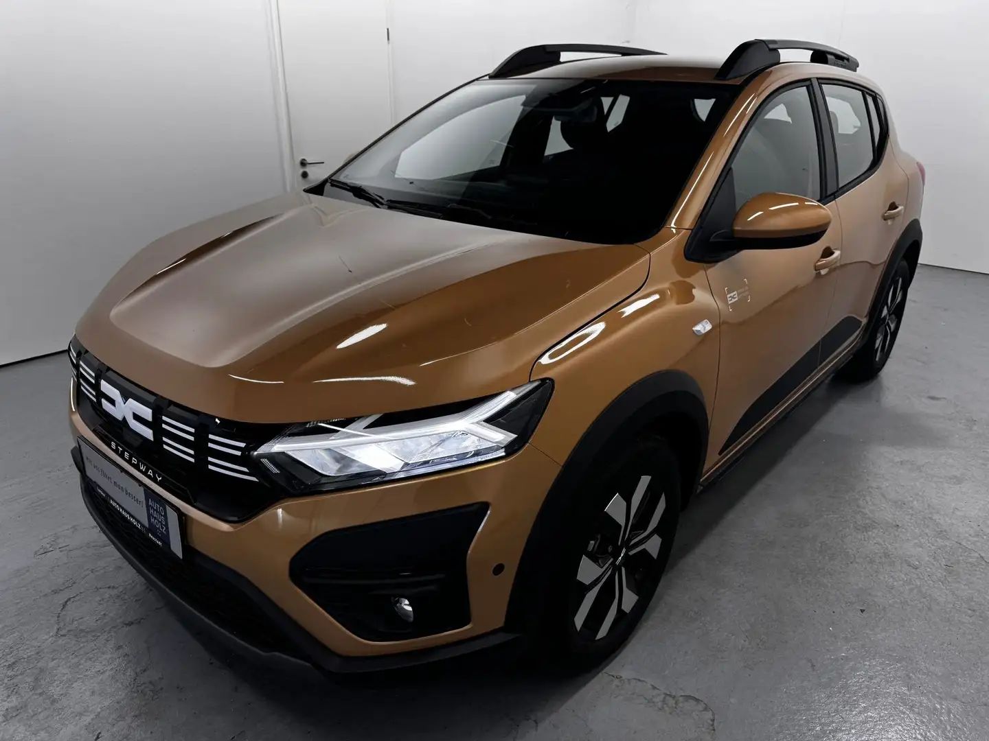 Dacia Sandero Stepway Expression TCe 90 CVT "Navi" Beige - 1