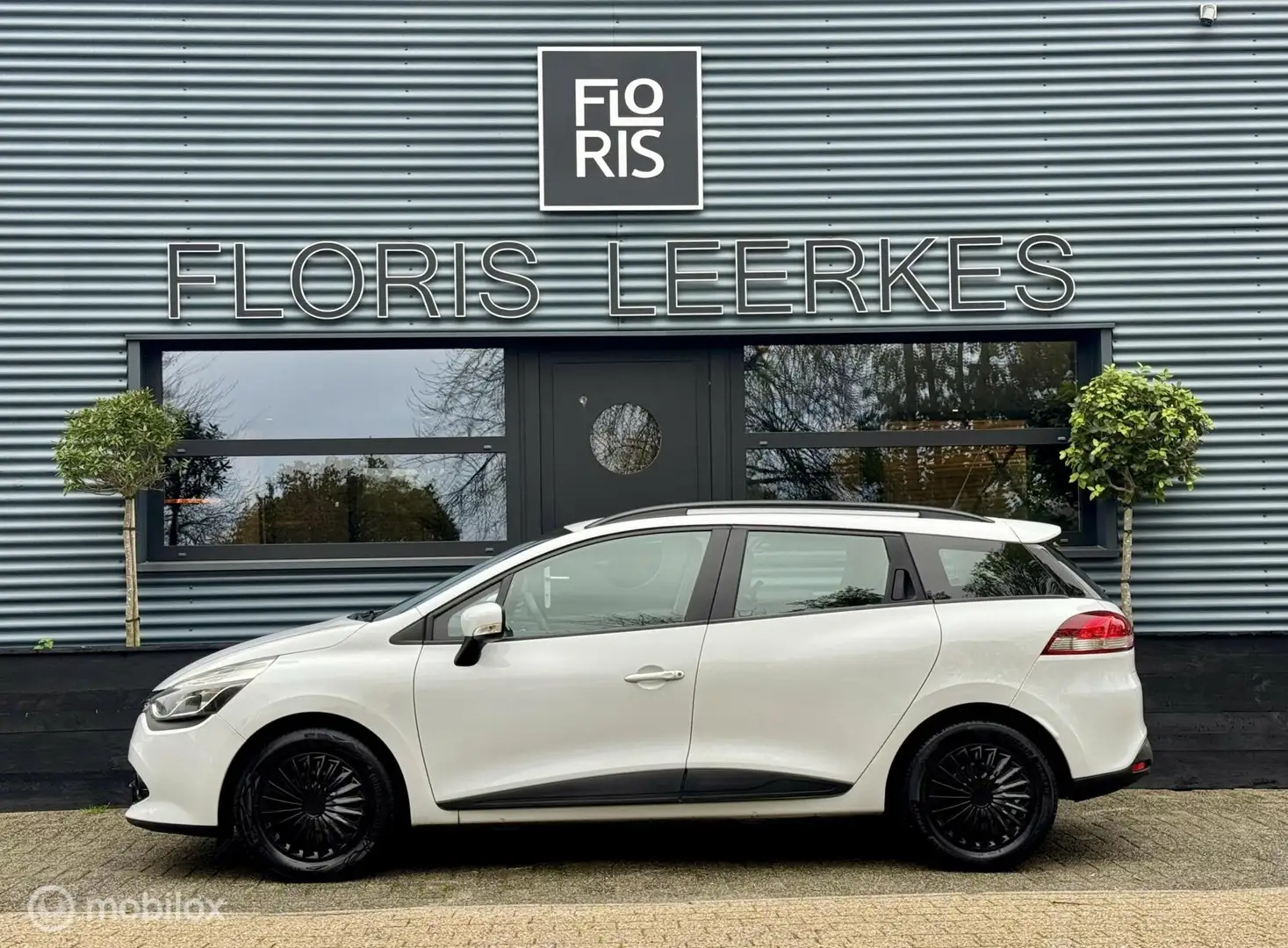 Renault Clio Estate 0.9 TCe | Cruise Control | Groot Scherm | Blanc - 2