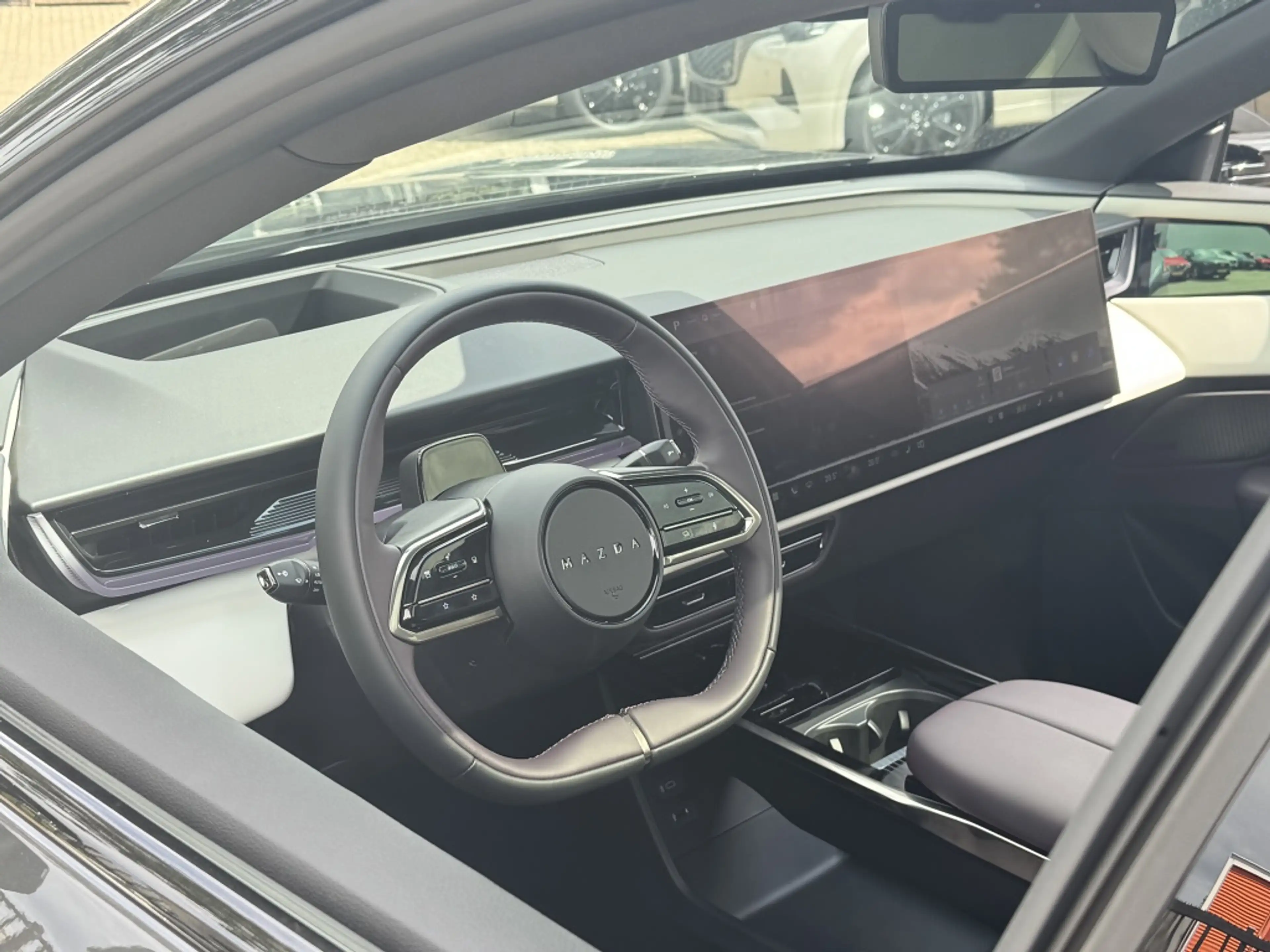 Mazda CX-6e Takumi Plus 78 kWh / 258PK / 484KM Actieradius / D — photo 13