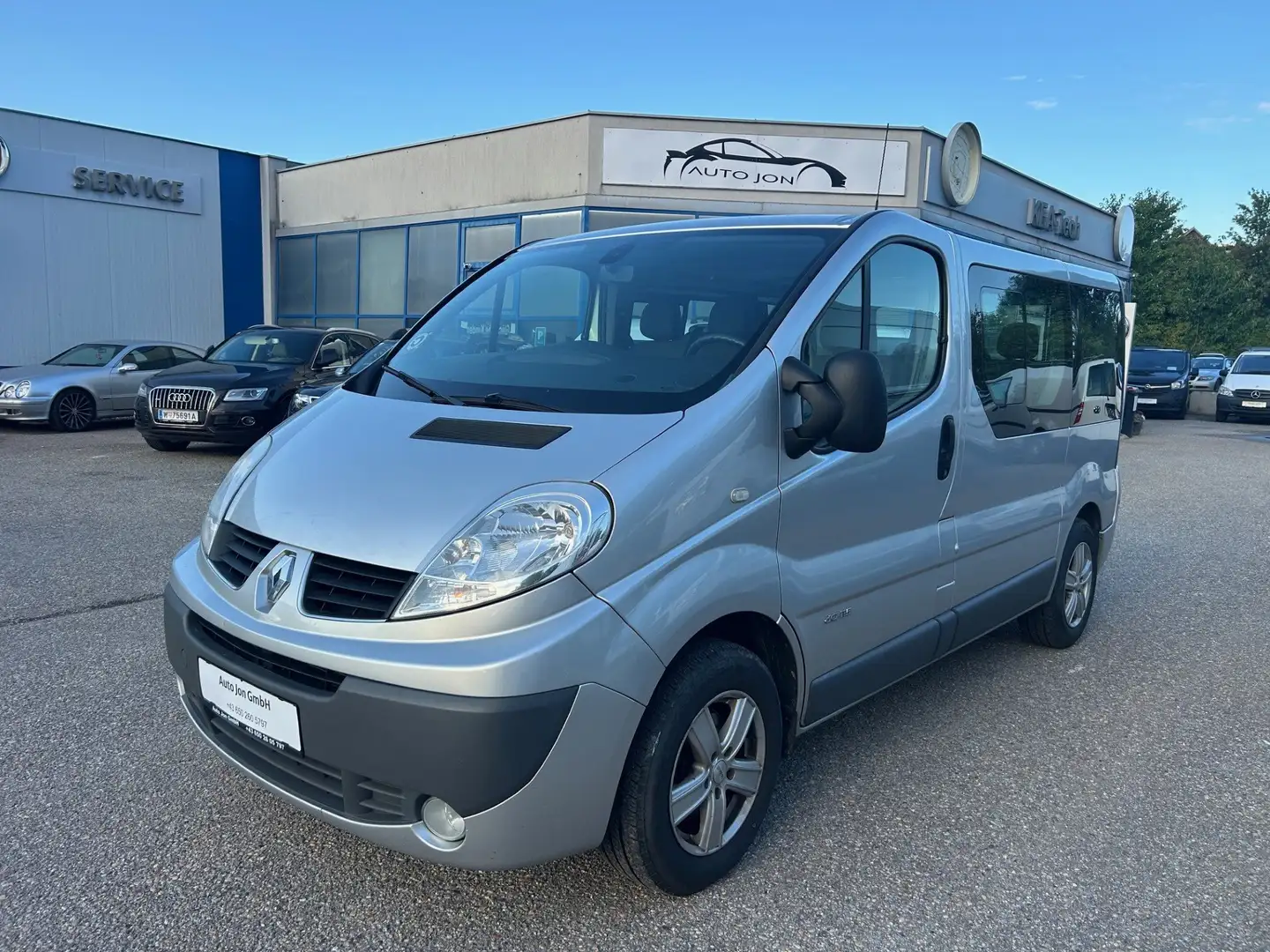 Renault Trafic Passenger, 9 Sitzer, TOP Zustand, Pickerl NEU Grau - 1