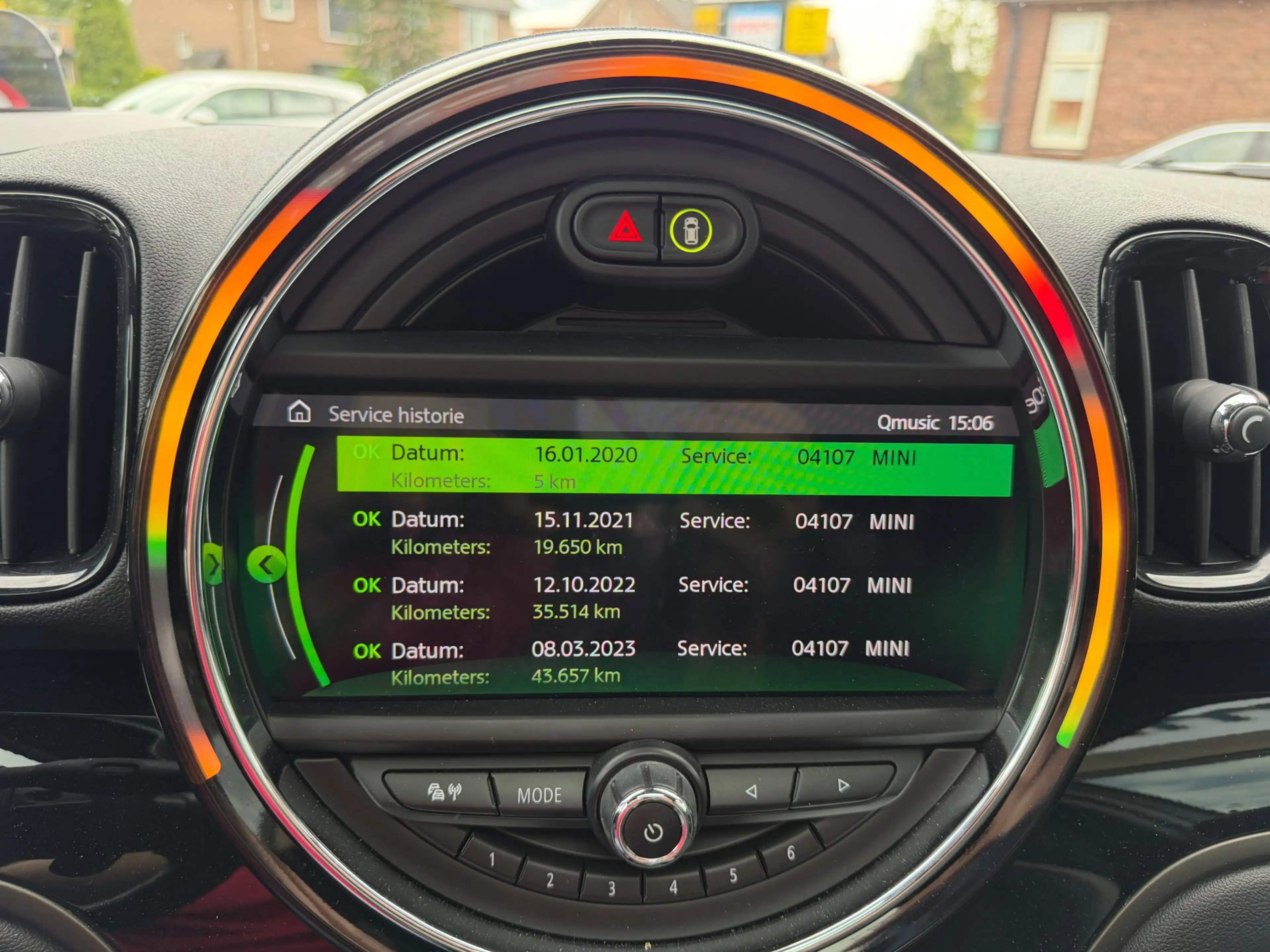 MINI John Cooper Works Countryman 2.0 ALL4 White Silver Edition — photo 21