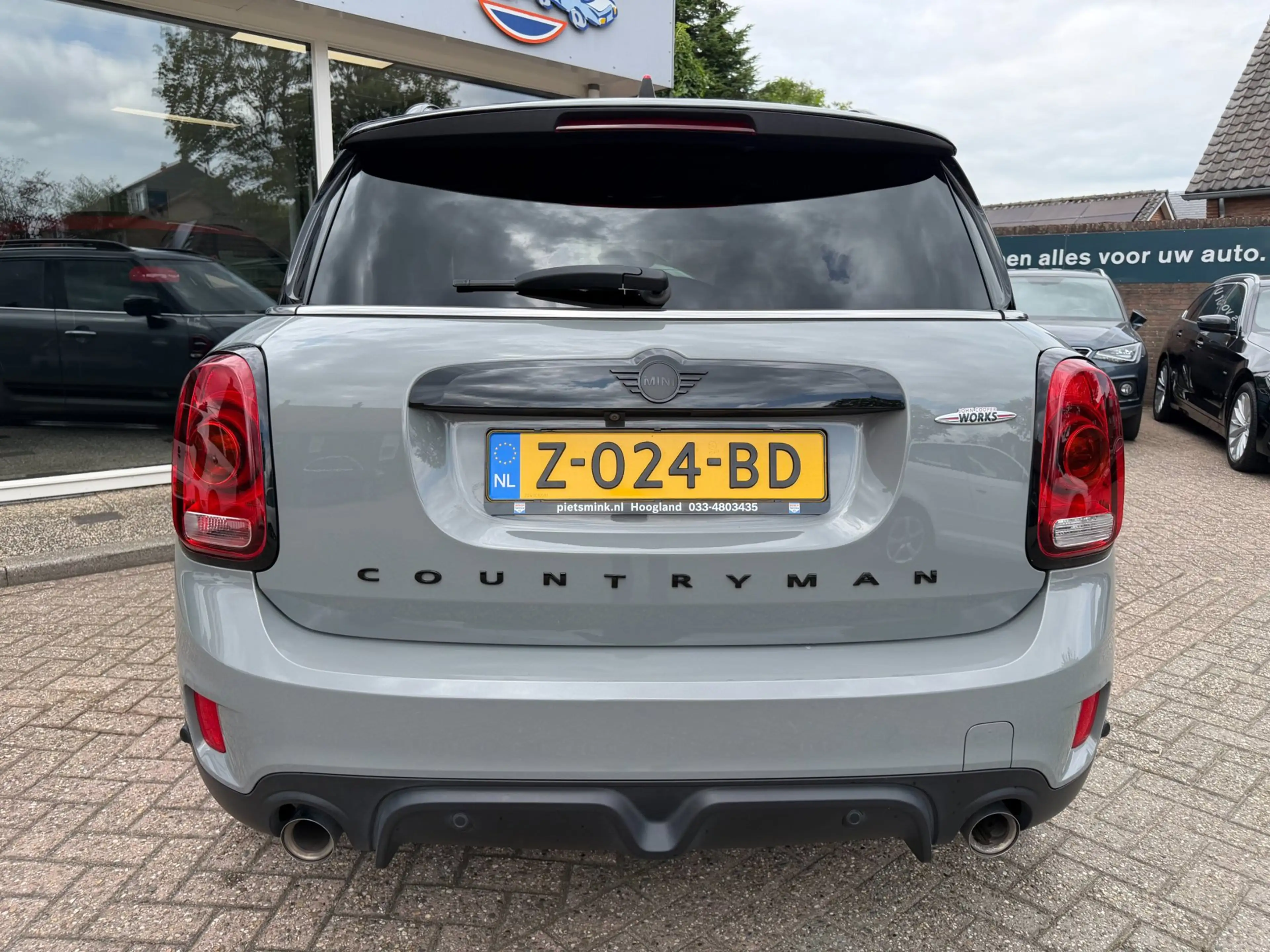 MINI John Cooper Works Countryman 2.0 ALL4 White Silver Edition — photo 31