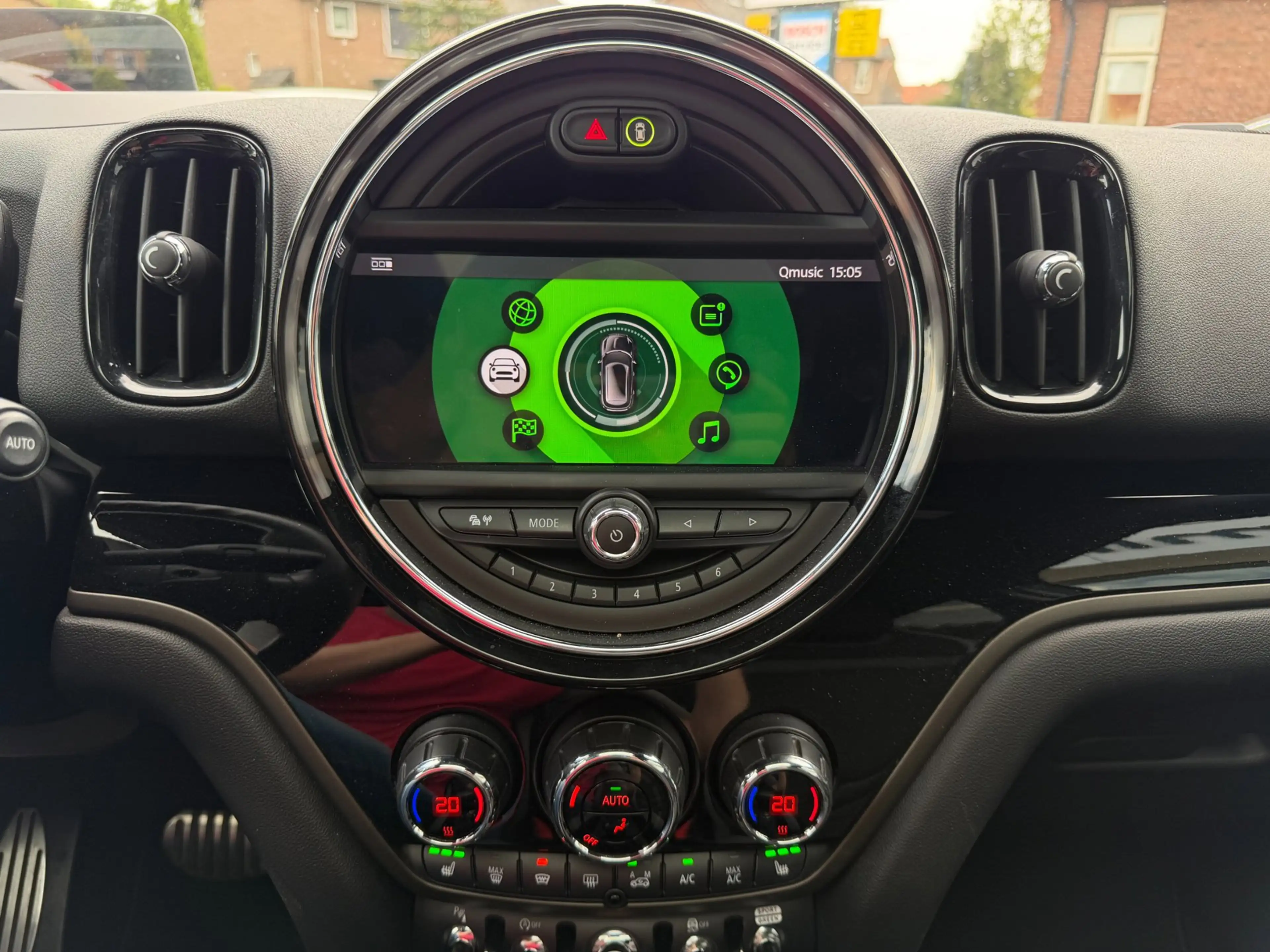 MINI John Cooper Works Countryman 2.0 ALL4 White Silver Edition — photo 18
