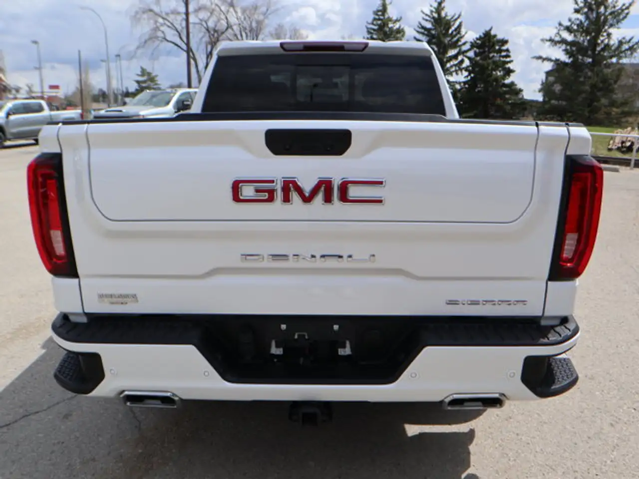 GMC Sierra 1500 снимка GMC Sierra 1500