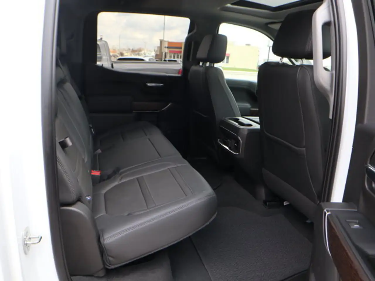 GMC Sierra 1500 снимка GMC Sierra 1500