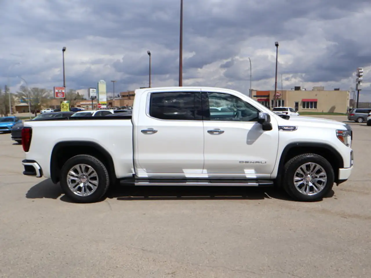 GMC Sierra 1500 снимка GMC Sierra 1500