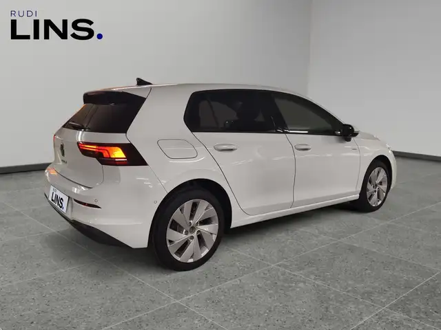 Volkswagen Golf view 5