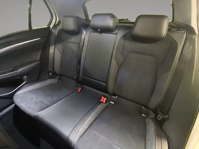 Volkswagen Golf view 13