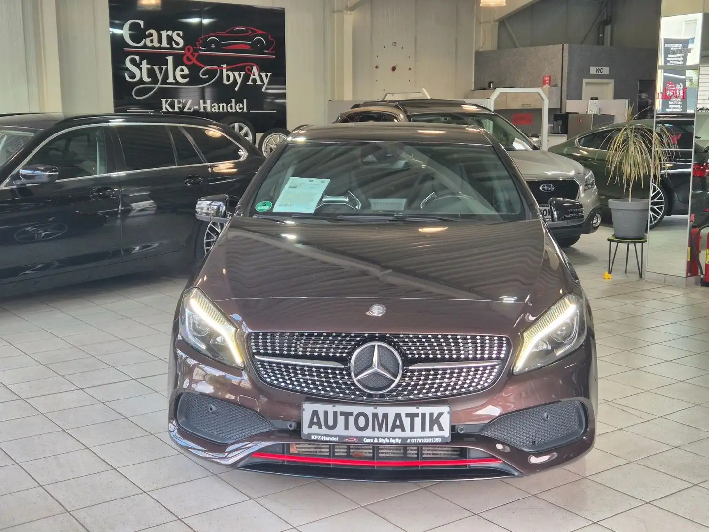 Mercedes-Benz A 250 4Matic AMG-Sport Paket Facelift/Memory/Gar Marrón - 1