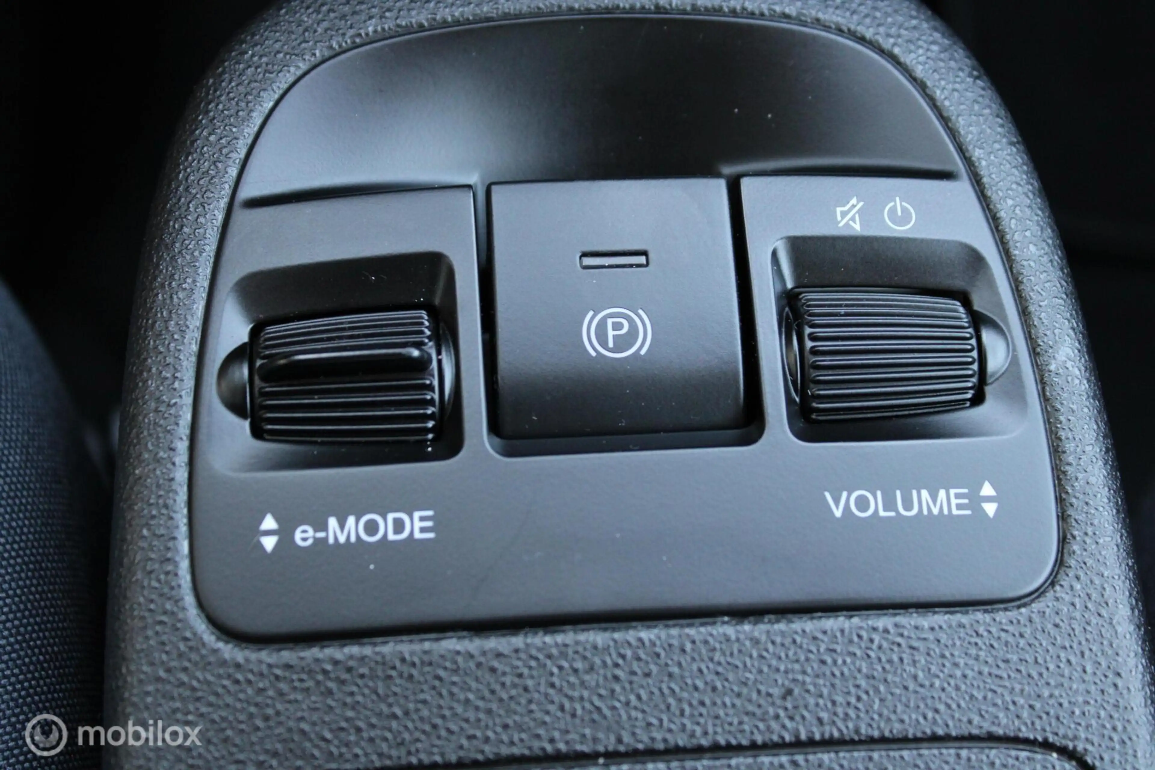 Fiat 500 Icon 42 kWh, 3-Fase laden, Navi, App connect, Crui — photo 23