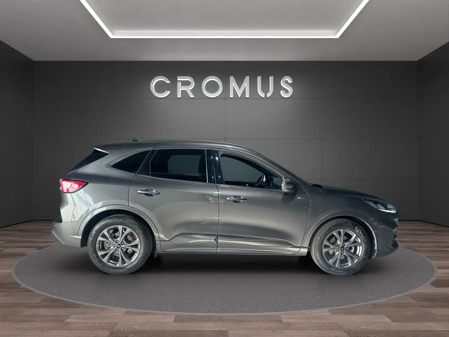 Ford Kuga 2.0 ecoblue ST-Line 2WD  120cv auto IVA ESPOSTA - 1