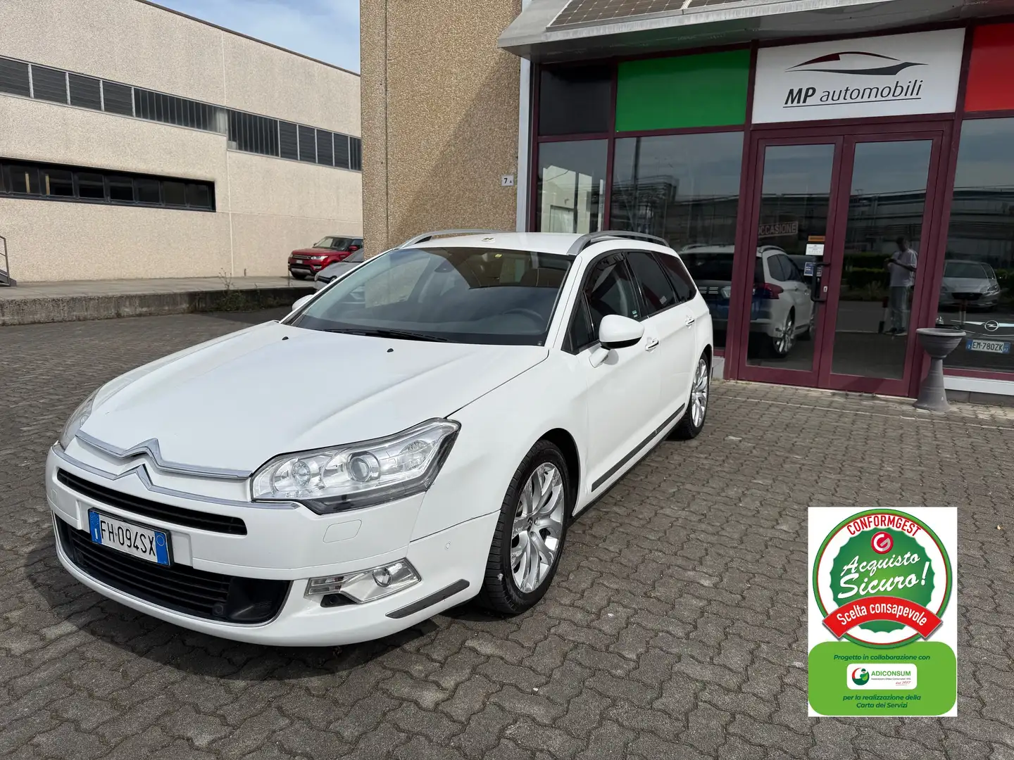 Citroen C5 Tourer 2.0 bluehdi Executive 180cv auto, EURO6B Bílá - 1