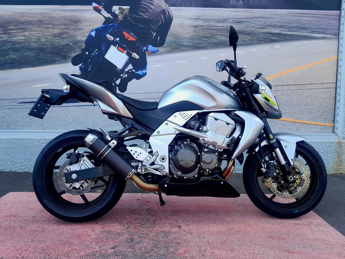 Kawasaki Z 750 Gris - 1