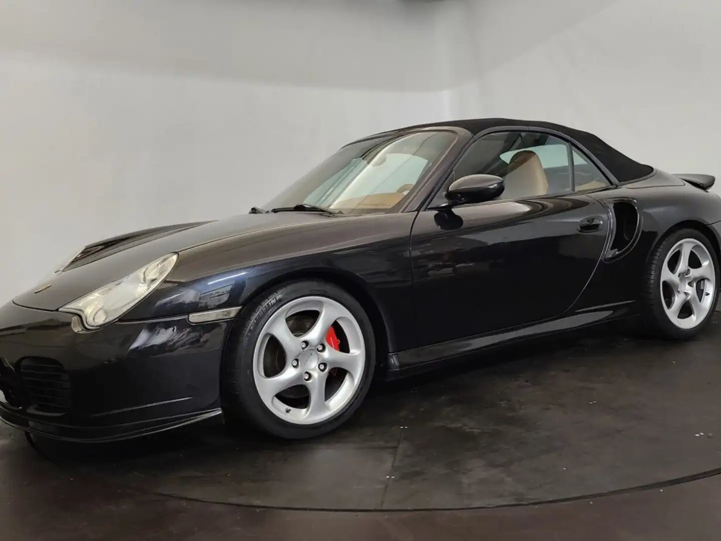 Porsche 996 996 Turbo cabriolet Black - 2