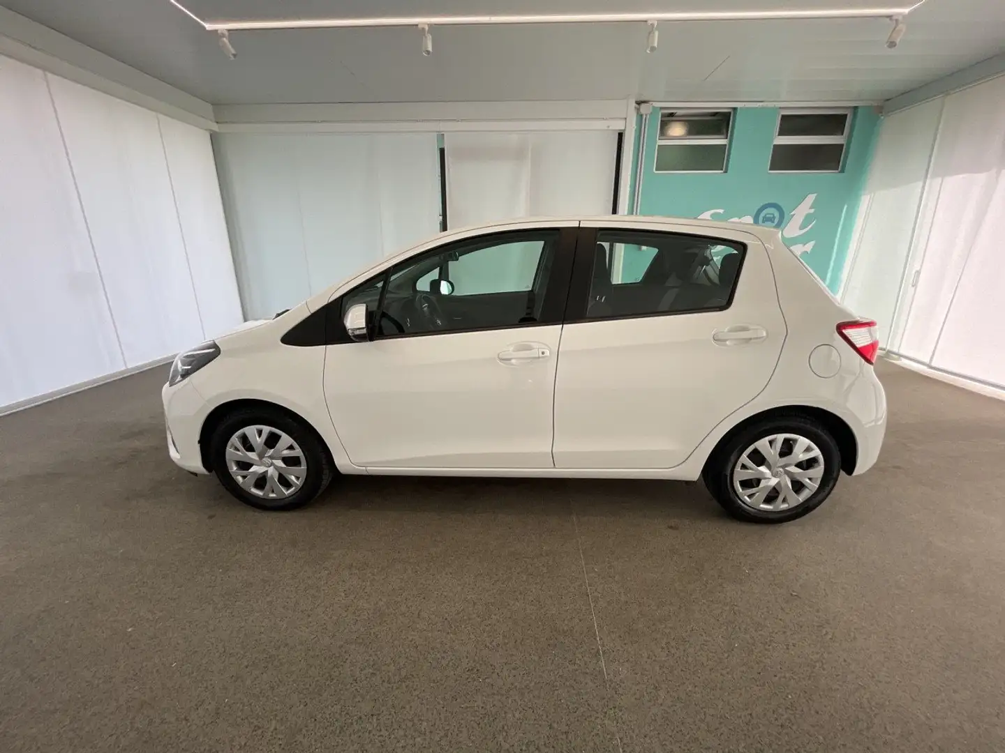 Toyota Yaris 1.5 Hybrid Active MY19 Bianco - 2