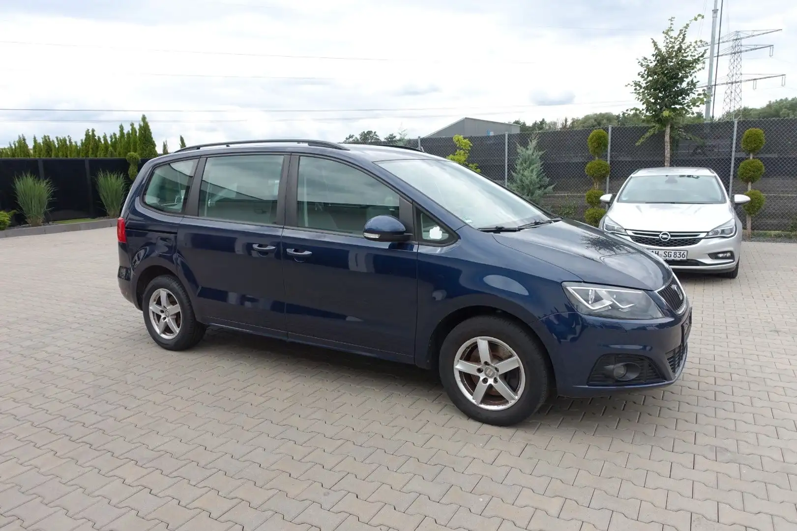 SEAT Alhambra 2.0TDI Style *Leder*Navi*Xenon*Kamera* Bleu - 2