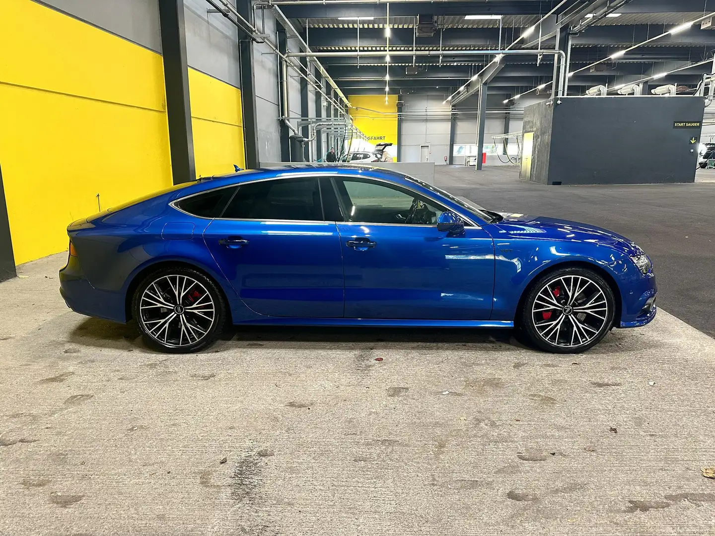 Audi A7 A7 Sportback 3,0 TDI Competition quattro Aut. Competition Blau - 2