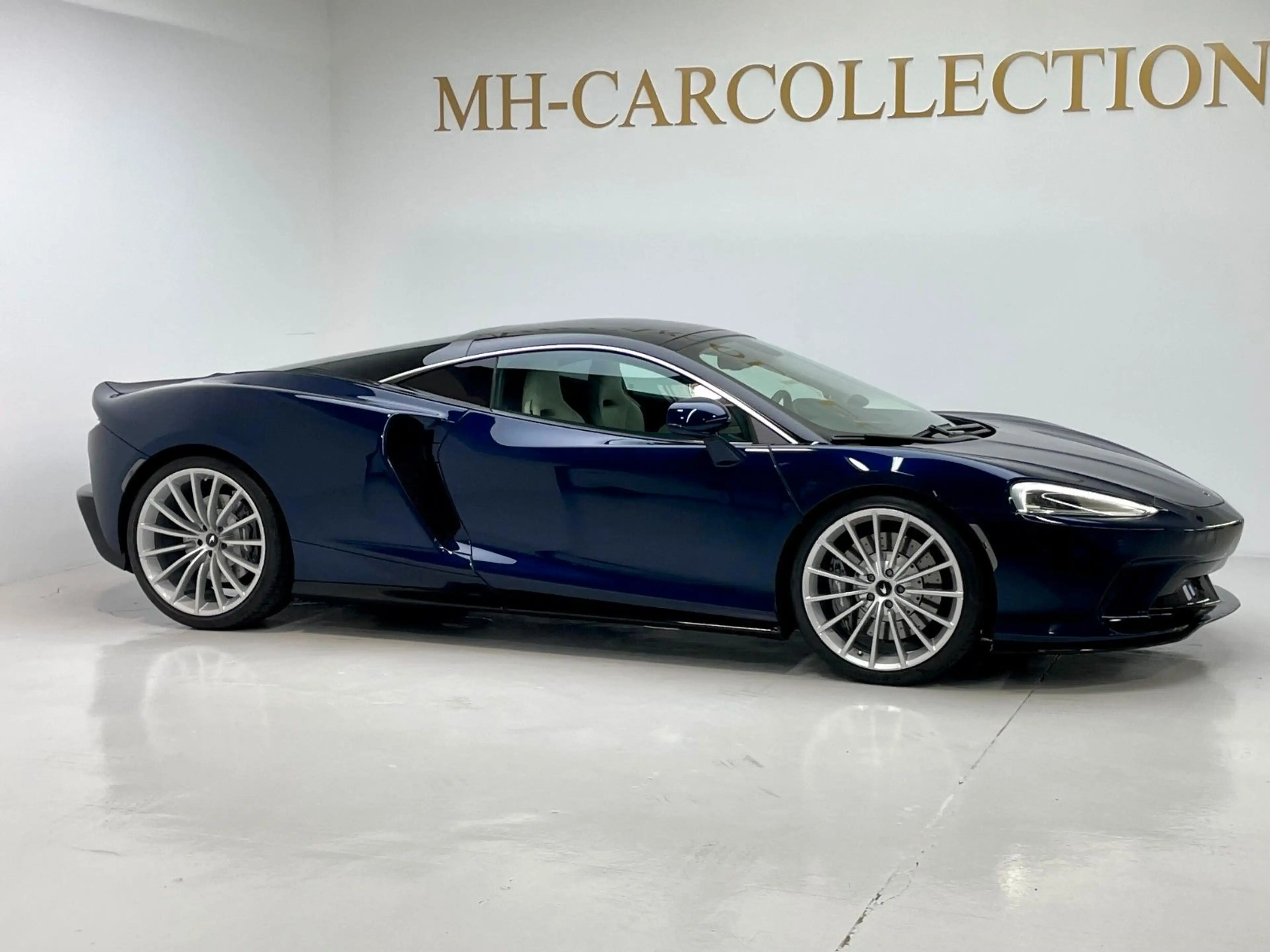 McLaren GT *1.HAND*LIFT*B&W*LUXE* — photo 15