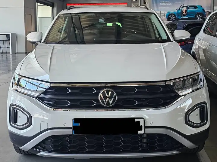 Volkswagen T-Roc Life 1.0 TSI 2023, foto 2