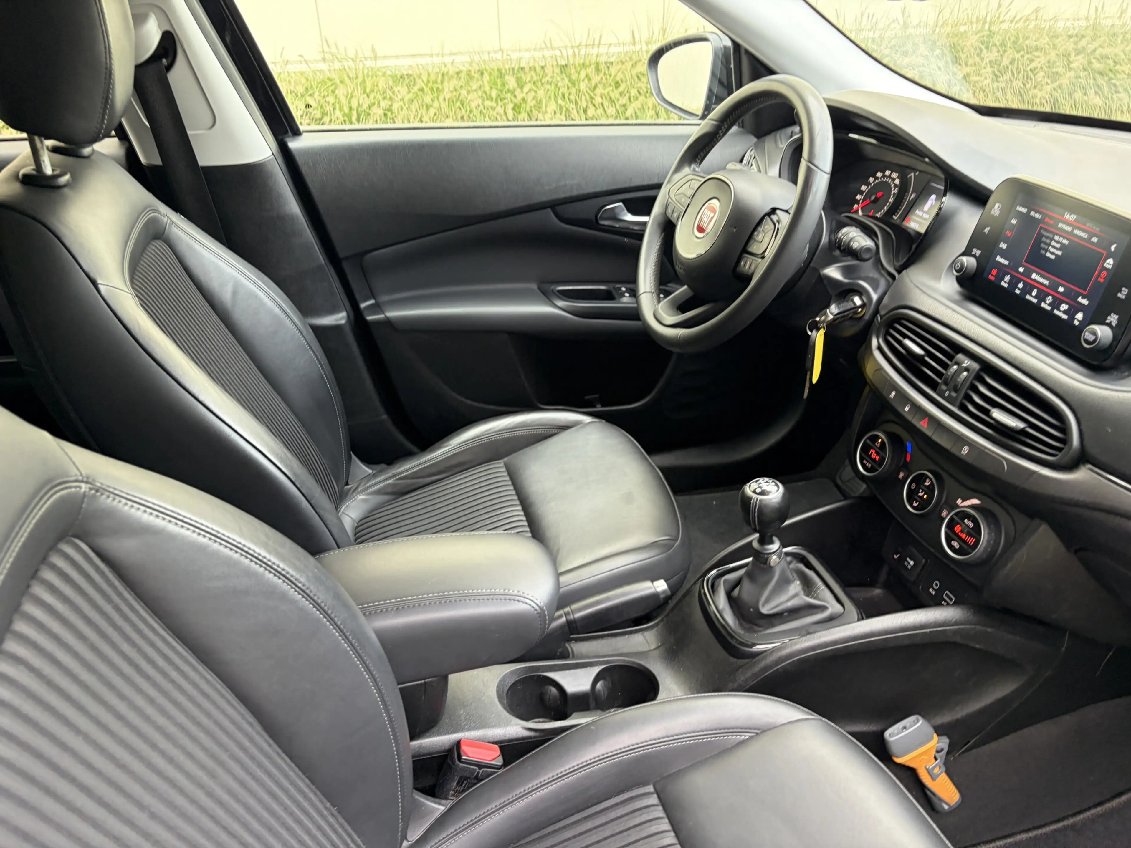 Fiat Tipo Stationwagon 1.4 T-Jet 16v S-Design / NAVI / CRUIS — photo 21