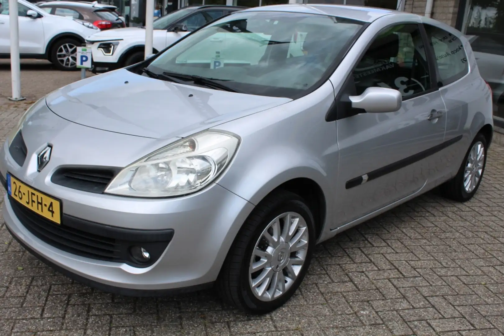 Renault Clio 1.2-16V Collection Grigio - 2
