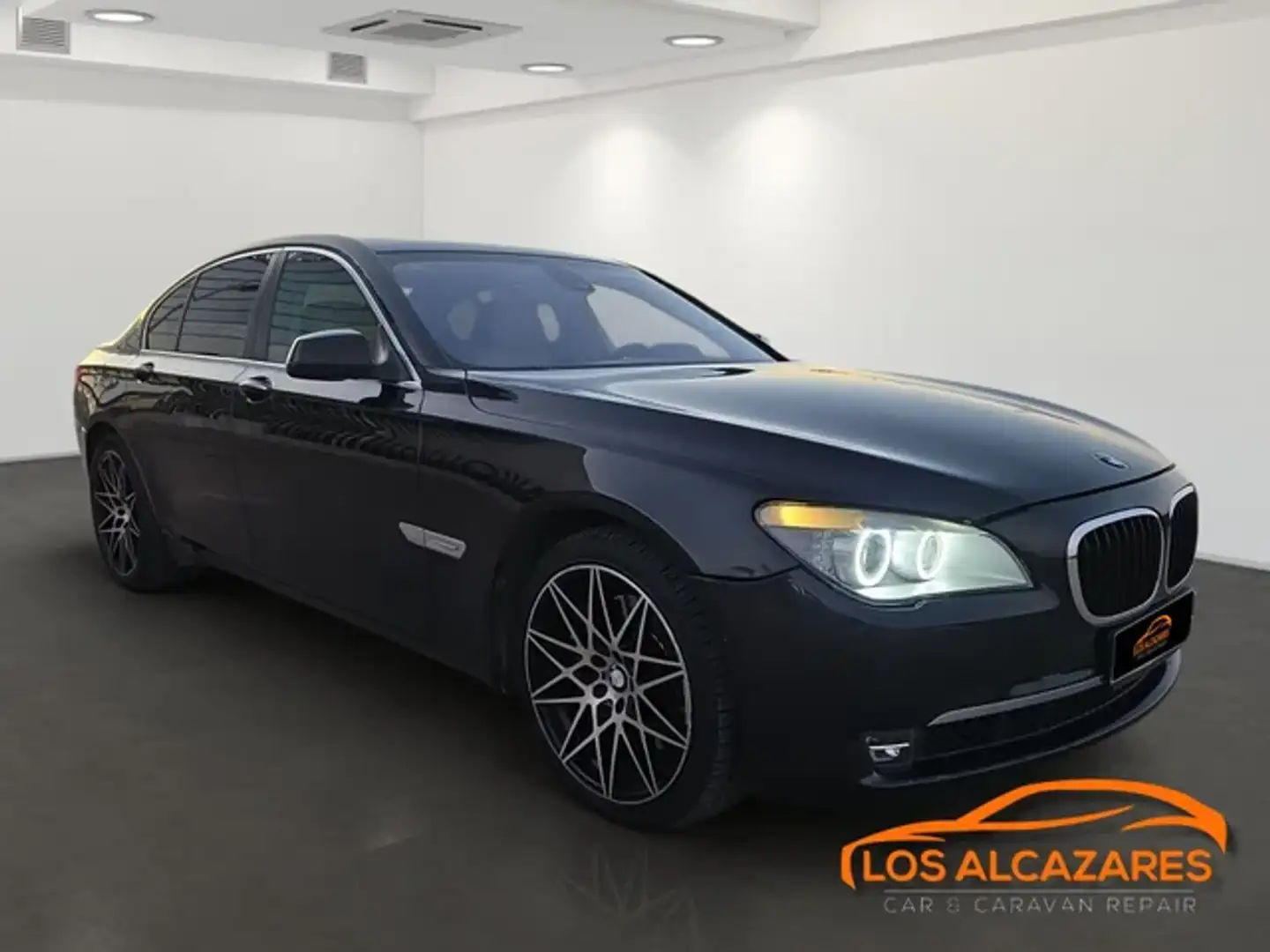 BMW 740 740iA Negro - 1