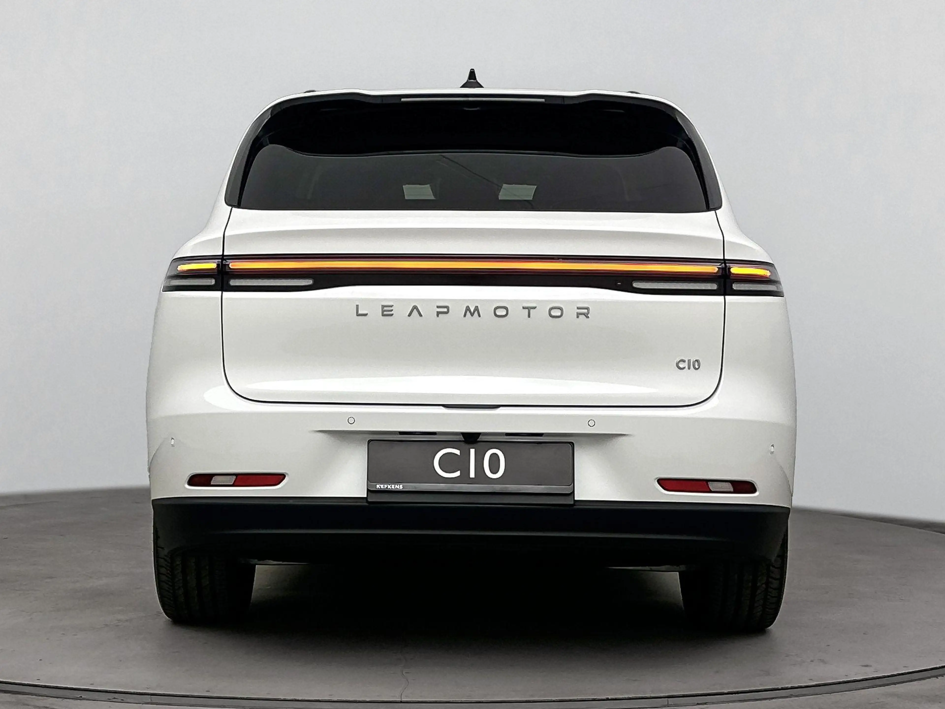 Leapmotor C10 Design REEV 28.4 kWh | VOORRAAD ACTIE! | Light Whi — photo 6