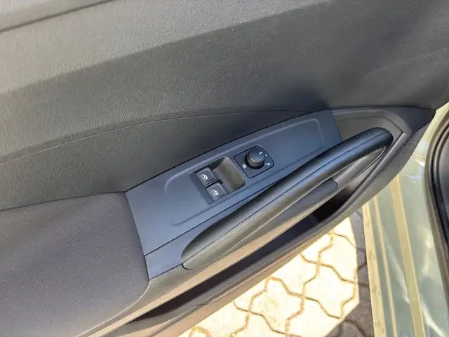 Skoda Fabia view 11