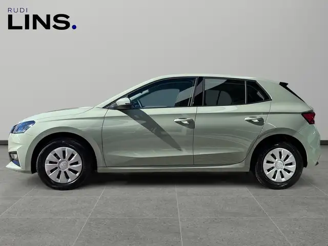 Skoda Fabia view 2