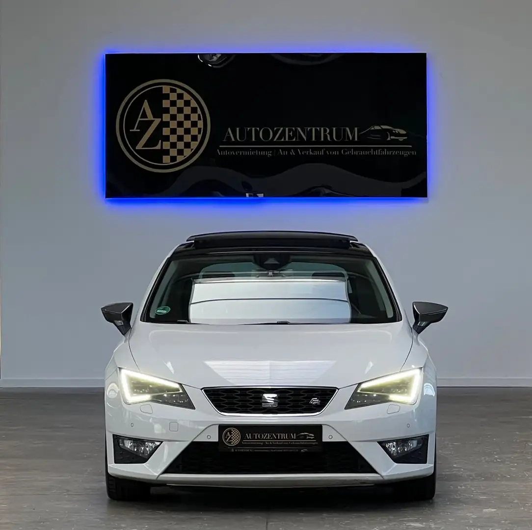 SEAT Leon 2.0 TDI SC FR*PANO*162 KW/220 PS*ALCANTARA* Wit - 2