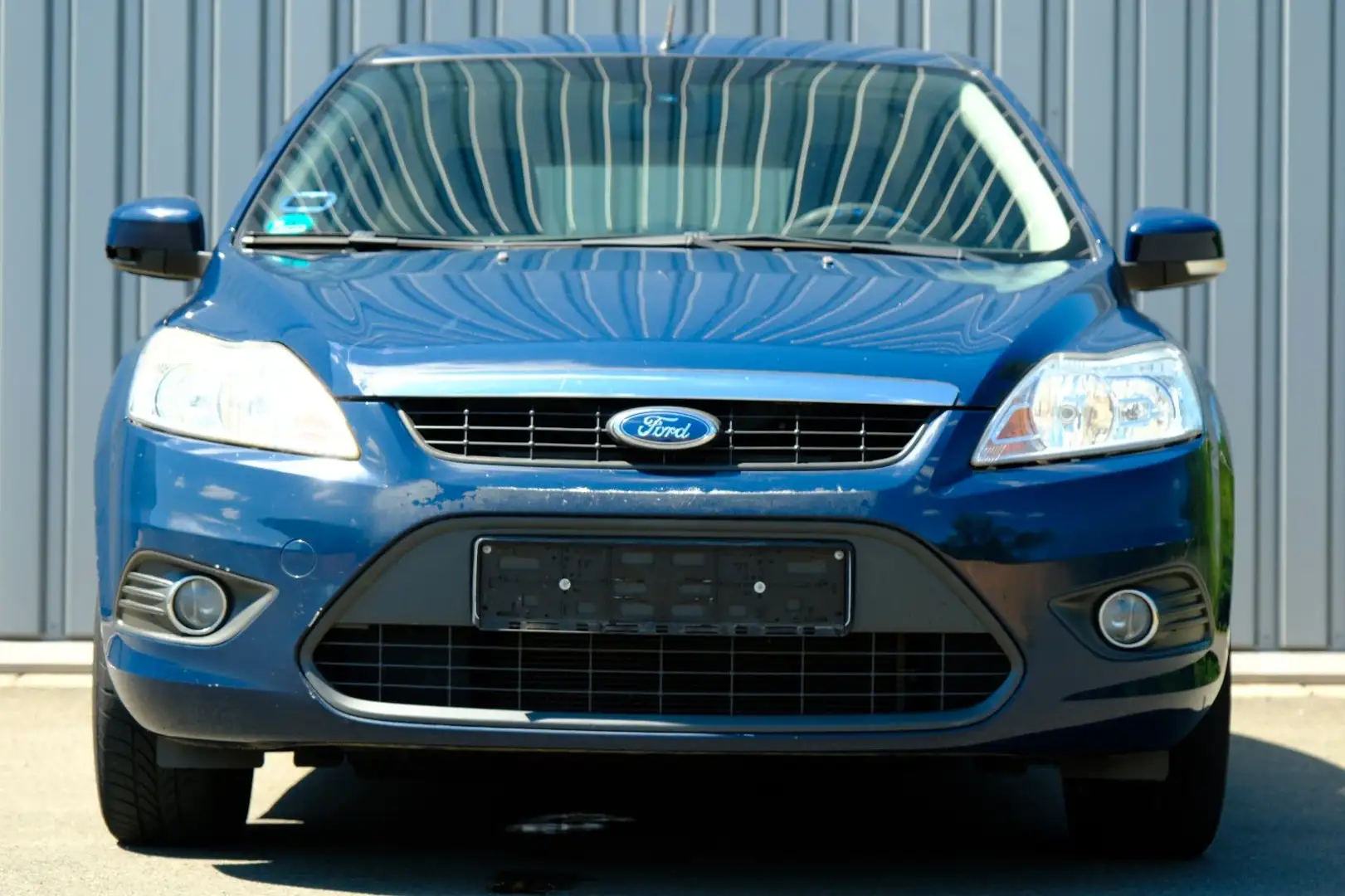 Ford Focus 1,8 Lim. Style/wenig km/1.Hand Bleu - 2