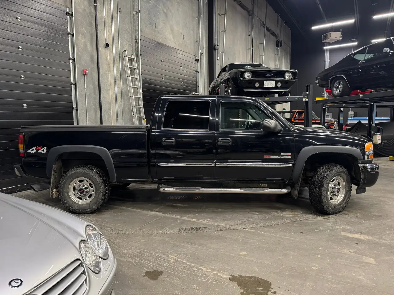 GMC Sierra 2500HD снимка GMC Sierra 2500HD