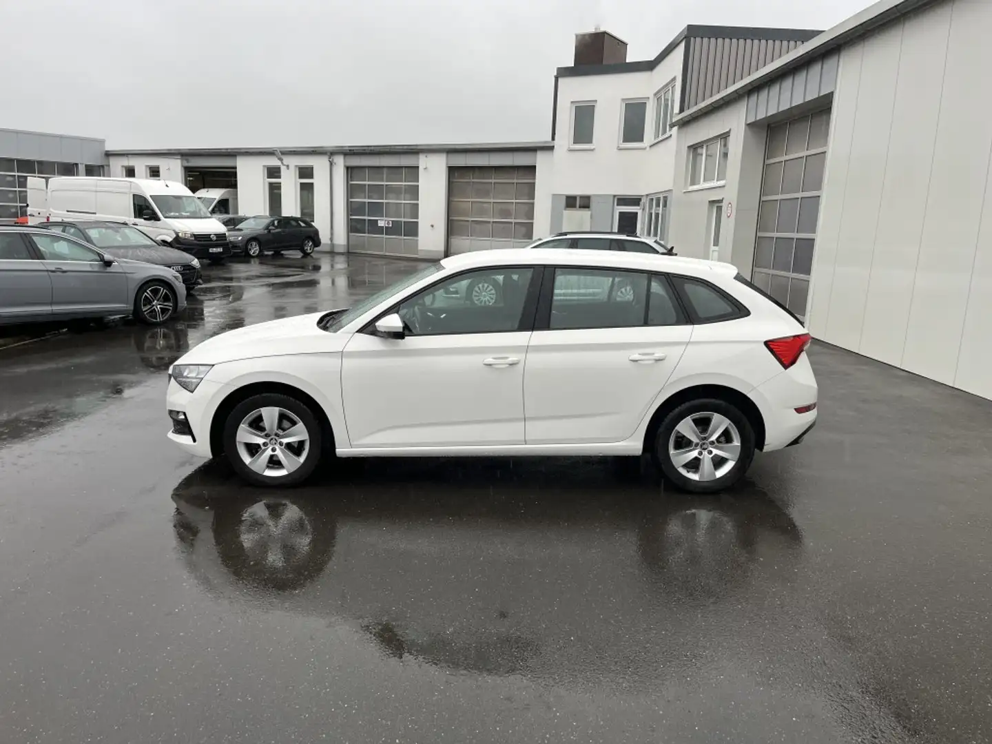 Skoda Scala 1.6 TDI Ambition 91€ m. 20% Anzahlung Virtual Co Blanco - 2