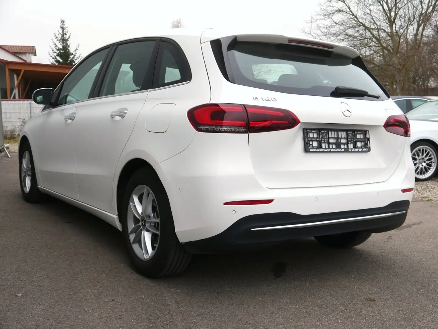 Mercedes-Benz B 180 Style NAVI/LED/360°KAMERA/AHK Bianco - 2