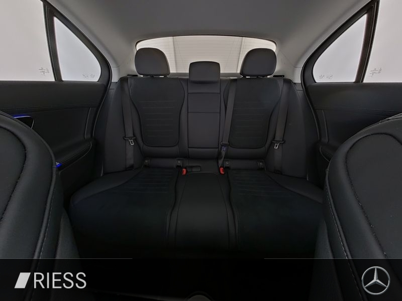 Mercedes-Benz C 180 AHK AUT Kam. KeyLess KlimaA LED LM PDC SD — photo 8