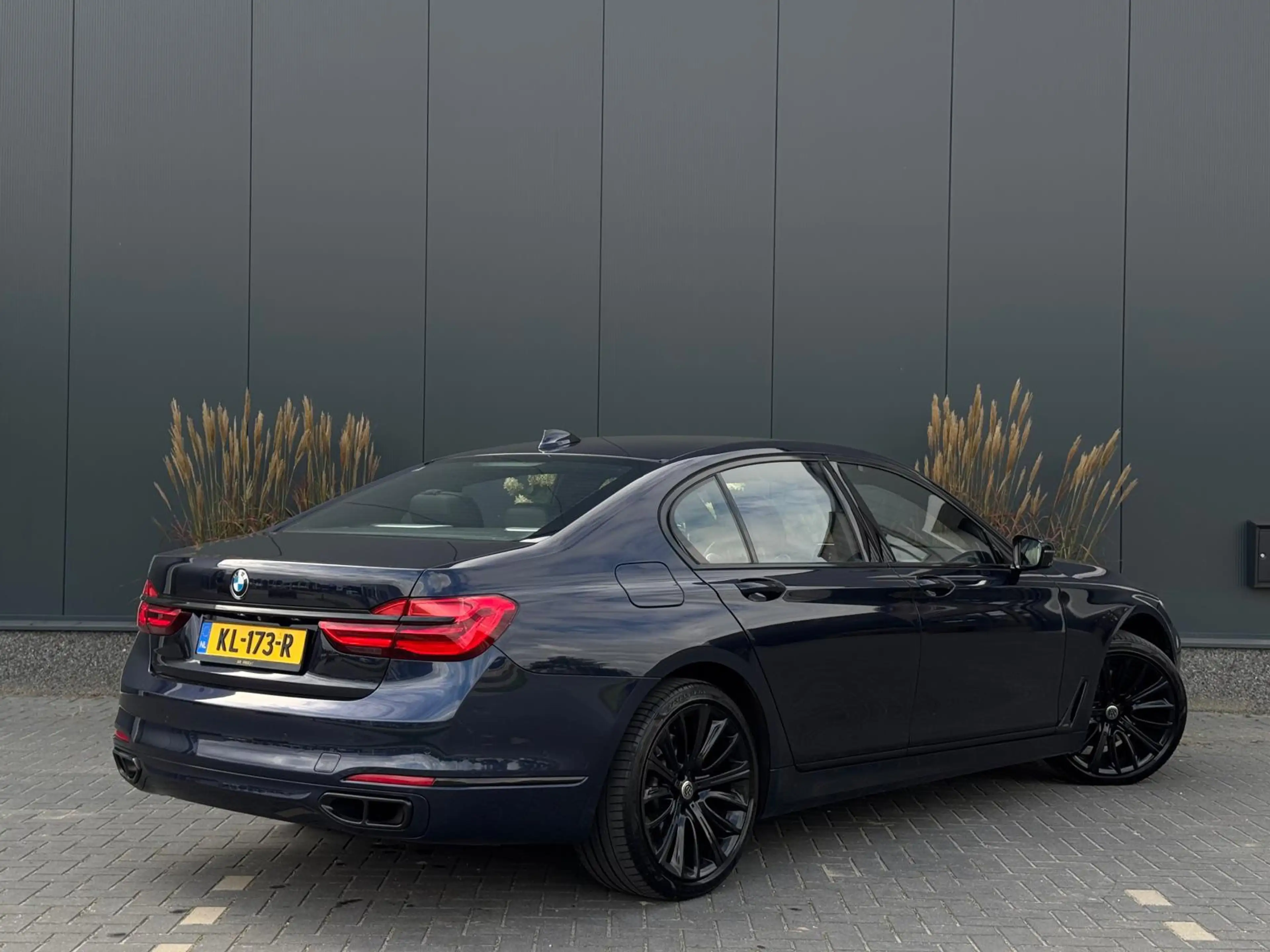BMW 740 7-serie 740e iPerformance High Executive LEDER|CLI — photo 3