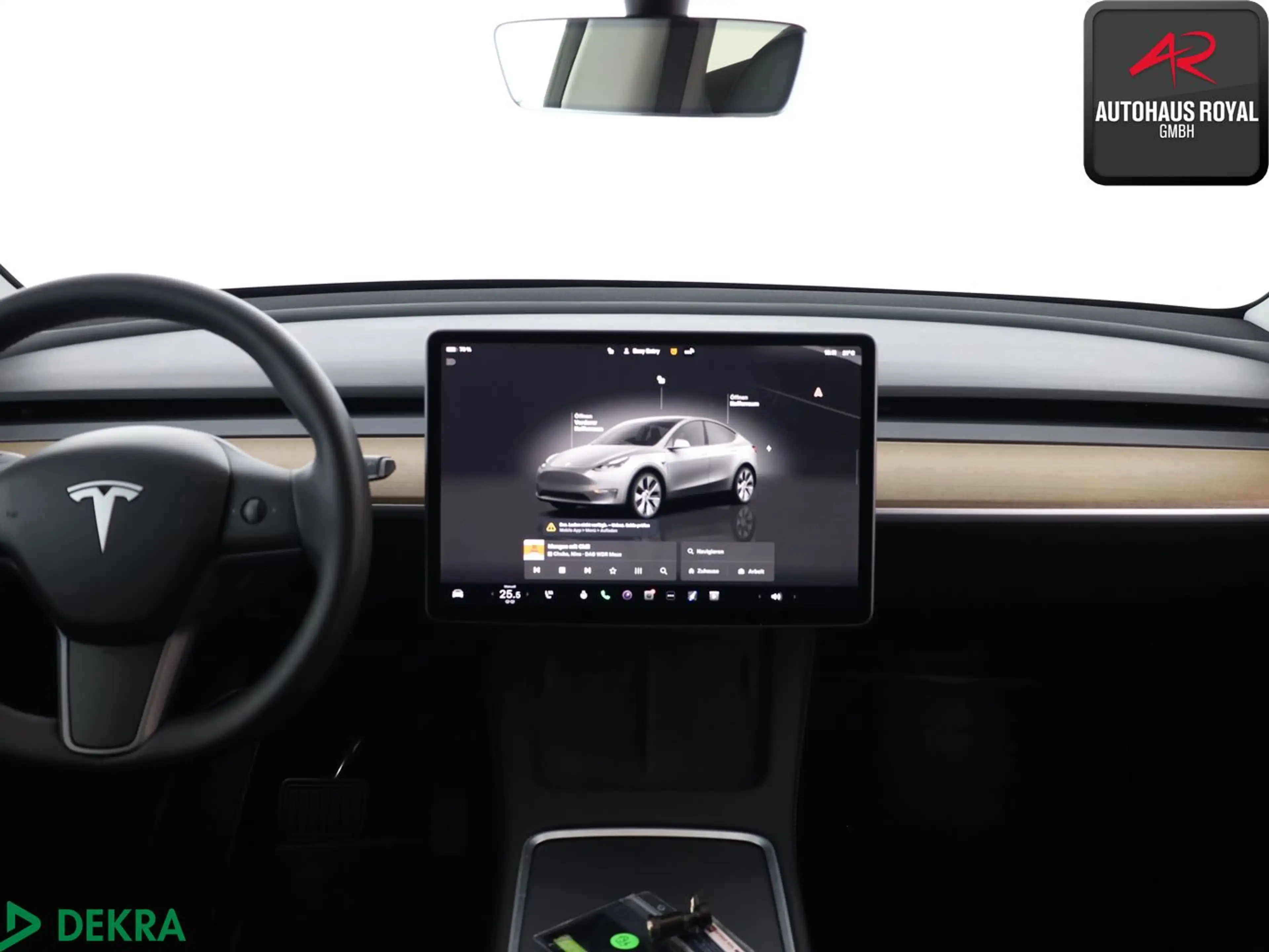 Tesla Model Y Long Range Dual AWD PANO,360°,WÄRMEPUMPE — photo 9