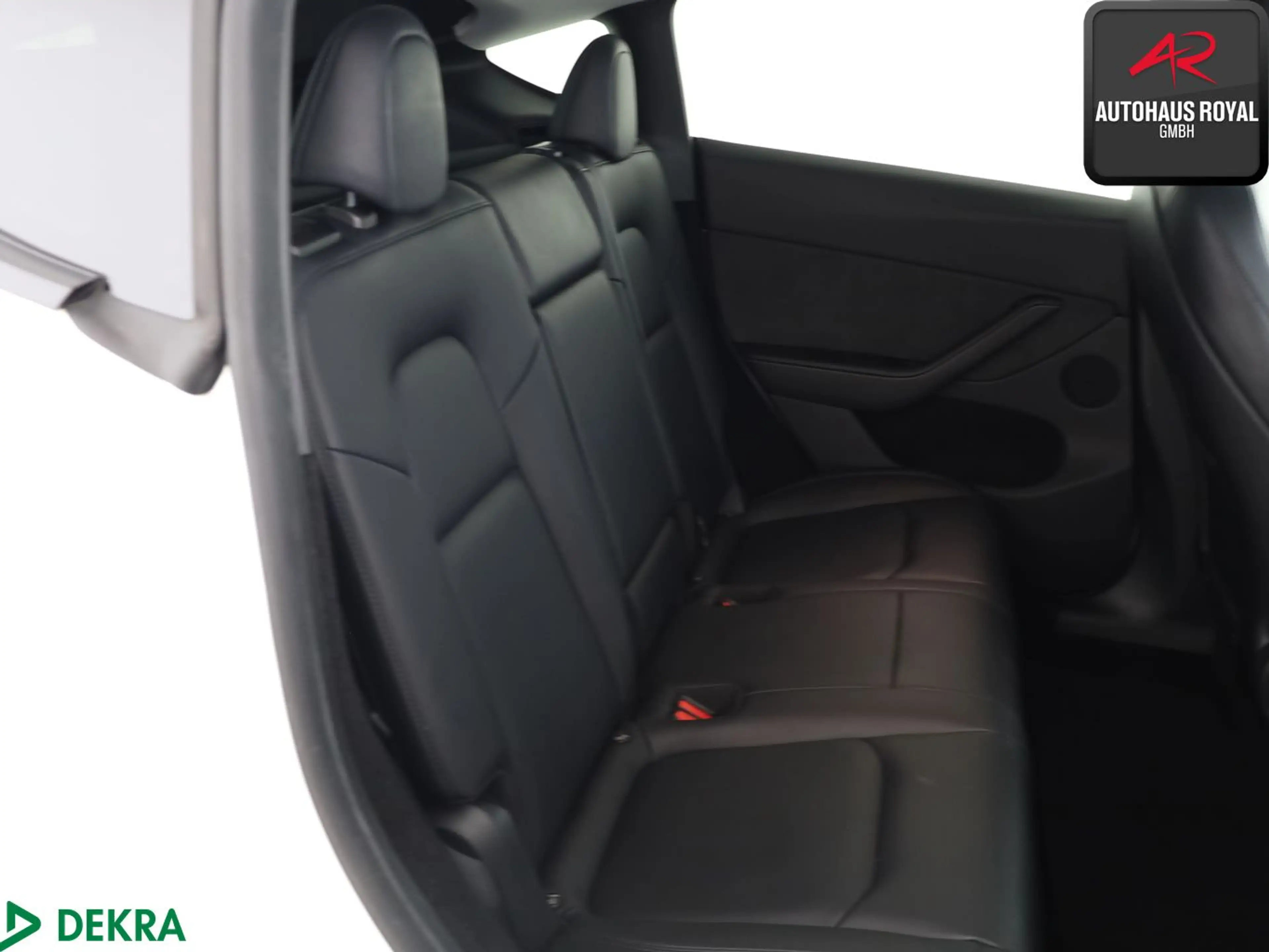 Tesla Model Y Long Range Dual AWD PANO,360°,WÄRMEPUMPE — photo 12