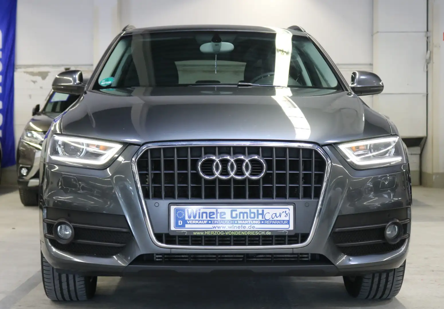 Audi Q3 2.0 TDI*2HAND*SHZ*PDC*LED*Xenon*KLIMAAUT*8FachBere Gris - 2