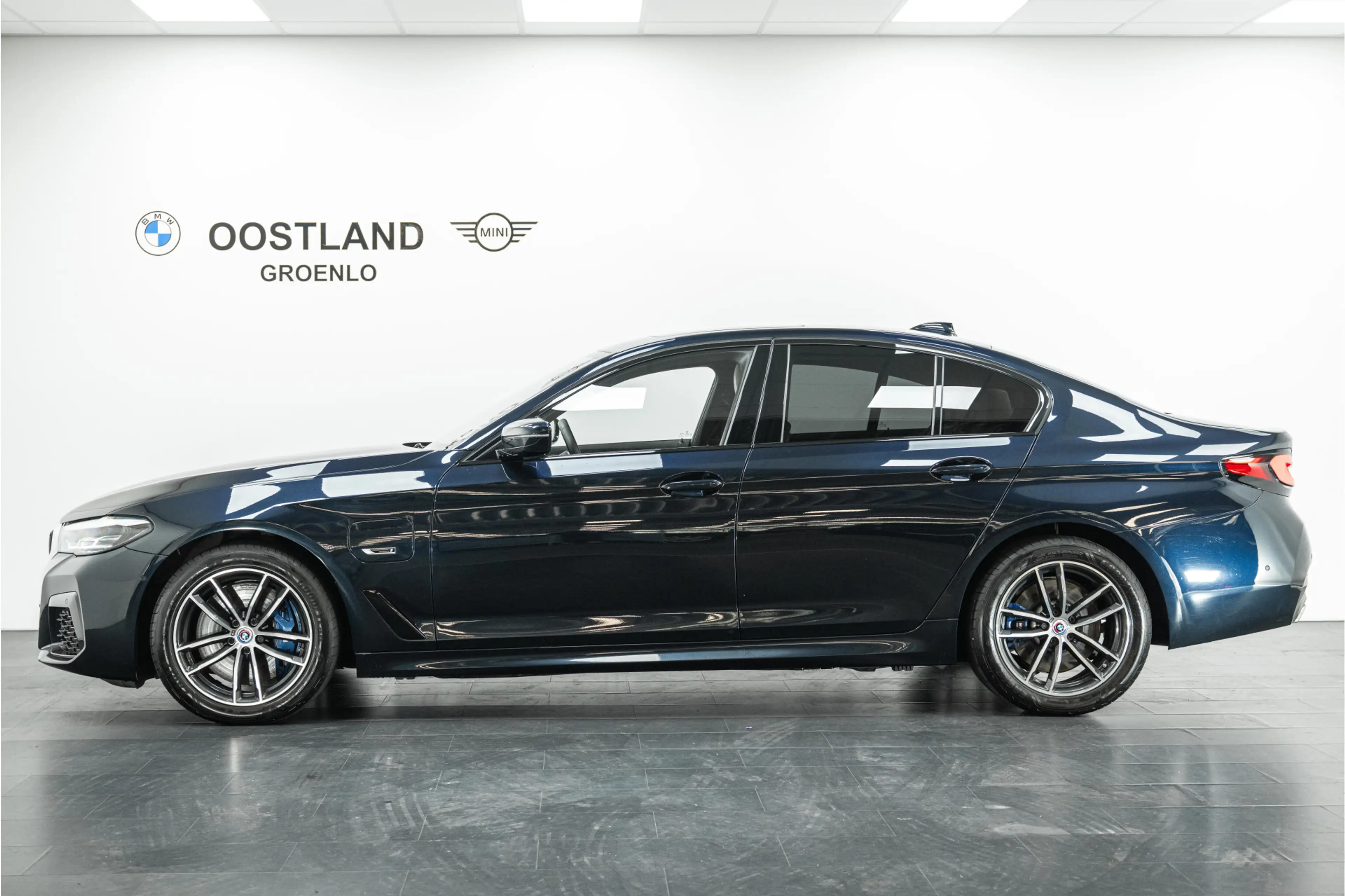 BMW 545 5 Serie 545e xDrive High Executive M Sport Automaa — photo 8