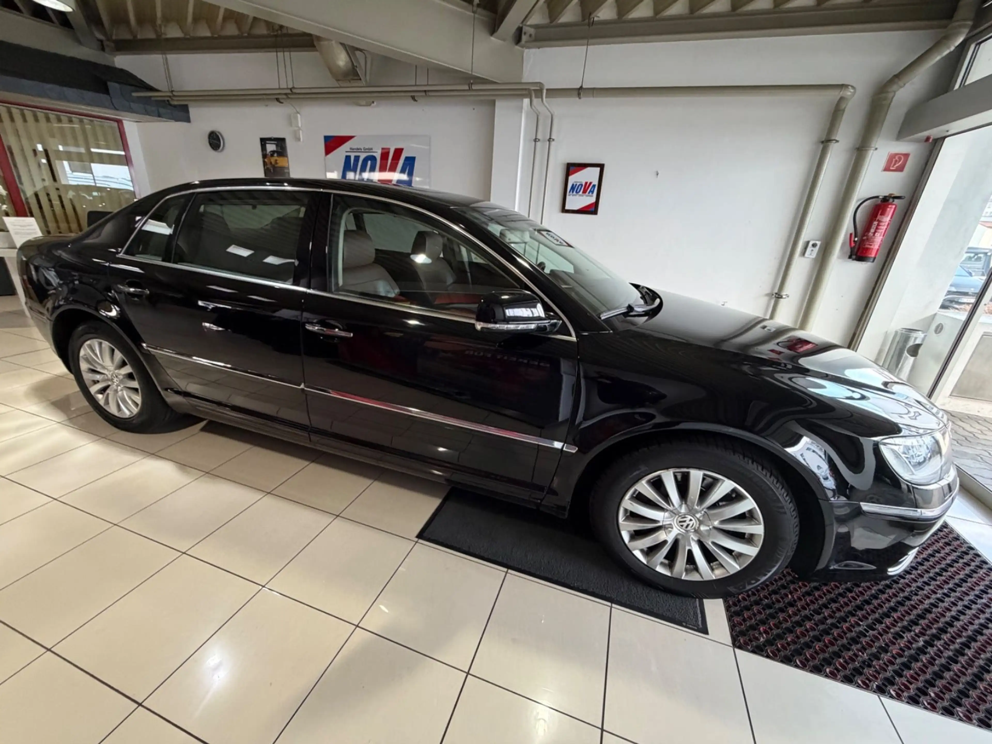 Volkswagen Phaeton 3.0 V6 TDI lang*EGSD*TÜV NEU*4xSZH*SOFT! — photo 7