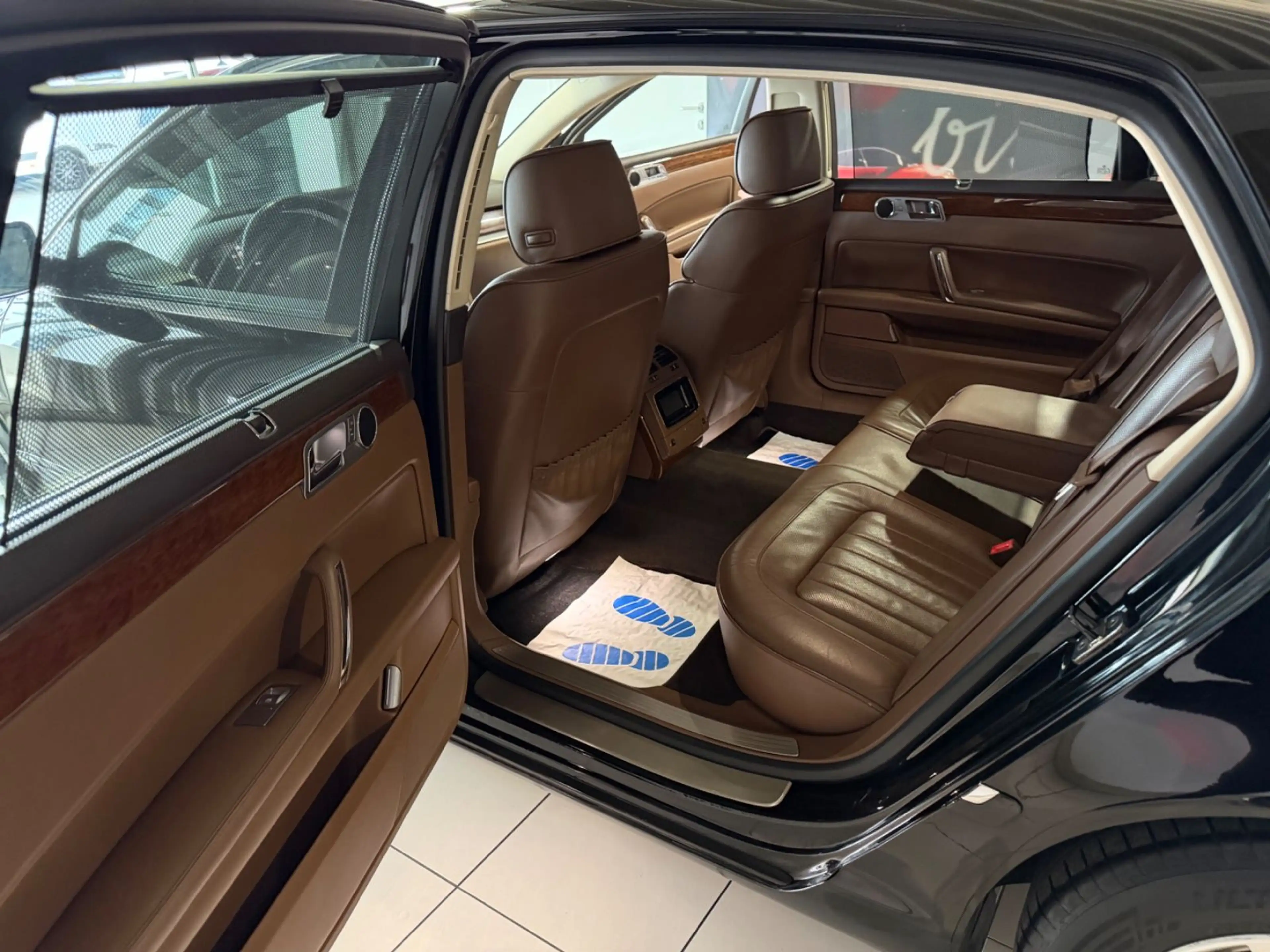 Volkswagen Phaeton 3.0 V6 TDI lang*EGSD*TÜV NEU*4xSZH*SOFT! — photo 14