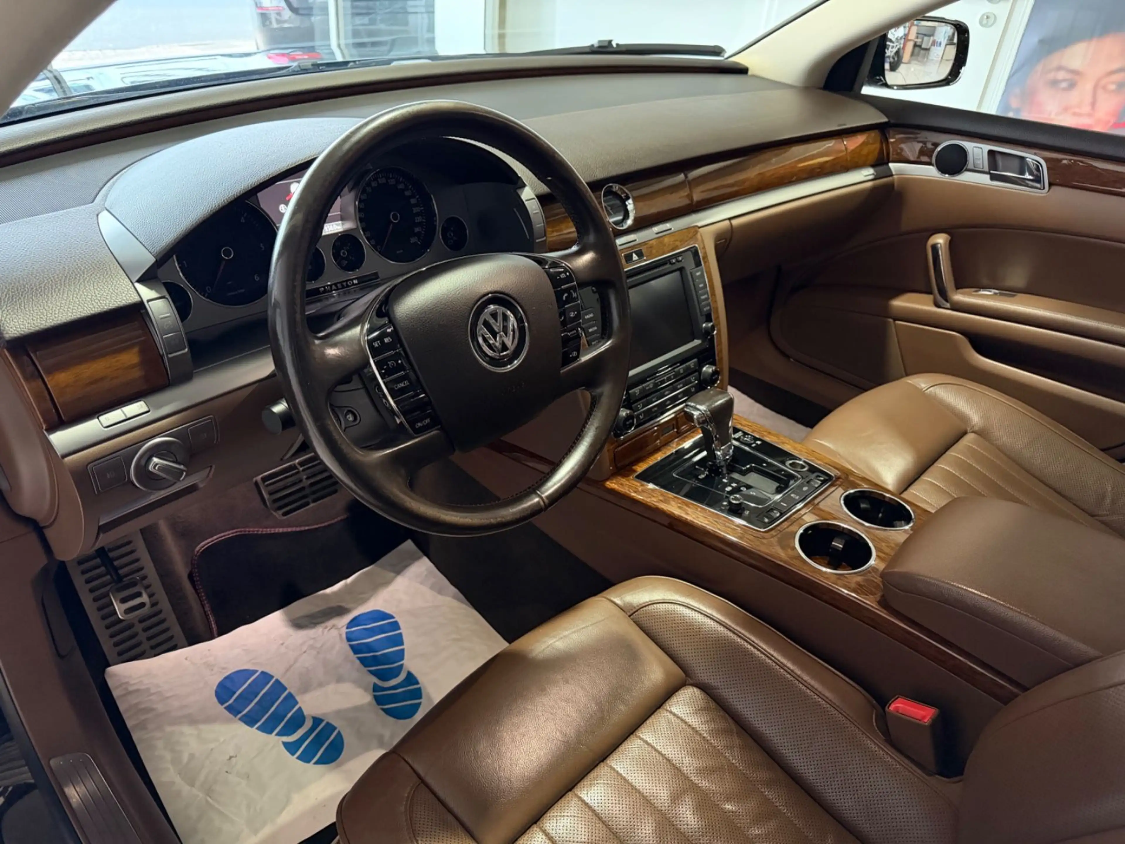 Volkswagen Phaeton 3.0 V6 TDI lang*EGSD*TÜV NEU*4xSZH*SOFT! — photo 15