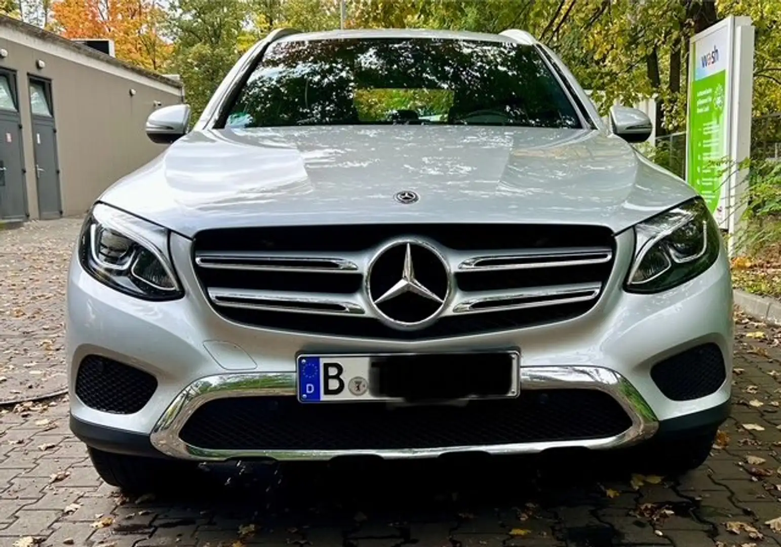 Mercedes-Benz GLC 250 GLC 250 4Matic 9G-TRONIC, TüV auf Wunsch neu Silber - 2