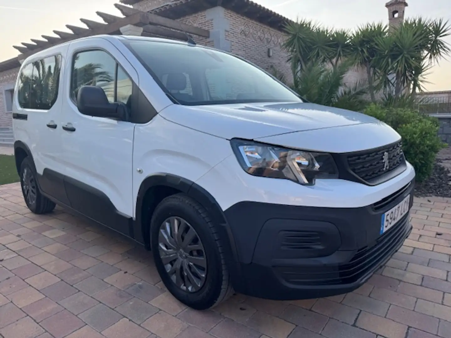 Peugeot Rifter 1.5BlueHDi S&S Standard Access 100 Blanco - 1